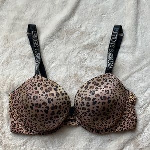Victoria’s Secret Very Sexy Push-up Bra *NWOT*